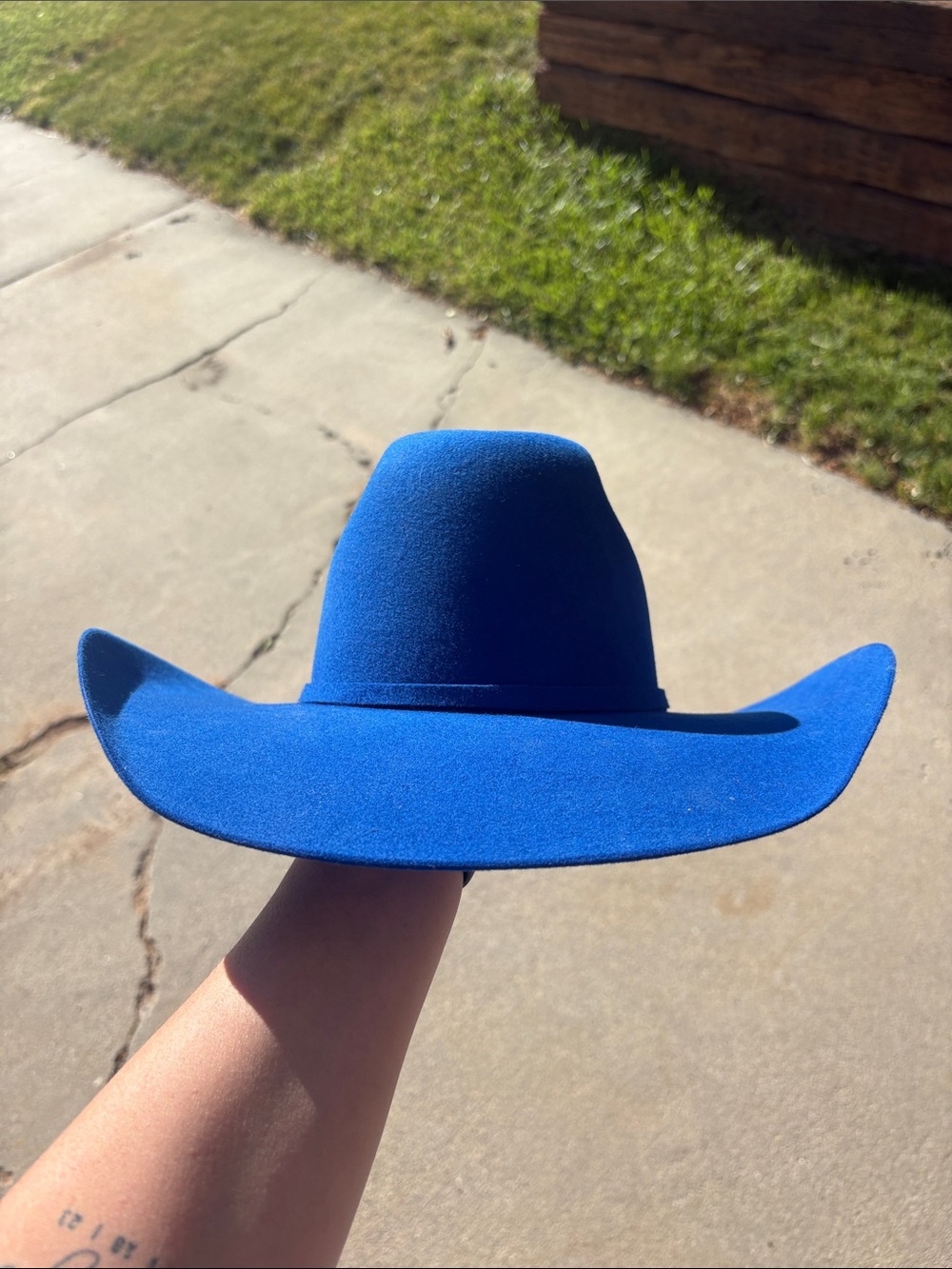 Brand New American Royal Blue 5X Wool 7-1/4